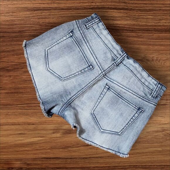 Vanilla Star Floral Daisy Denim Short Shorts - Picture 2 of 5